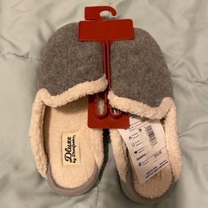 BNWT slippers